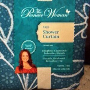 Pioneer Woman shower curtain NWT